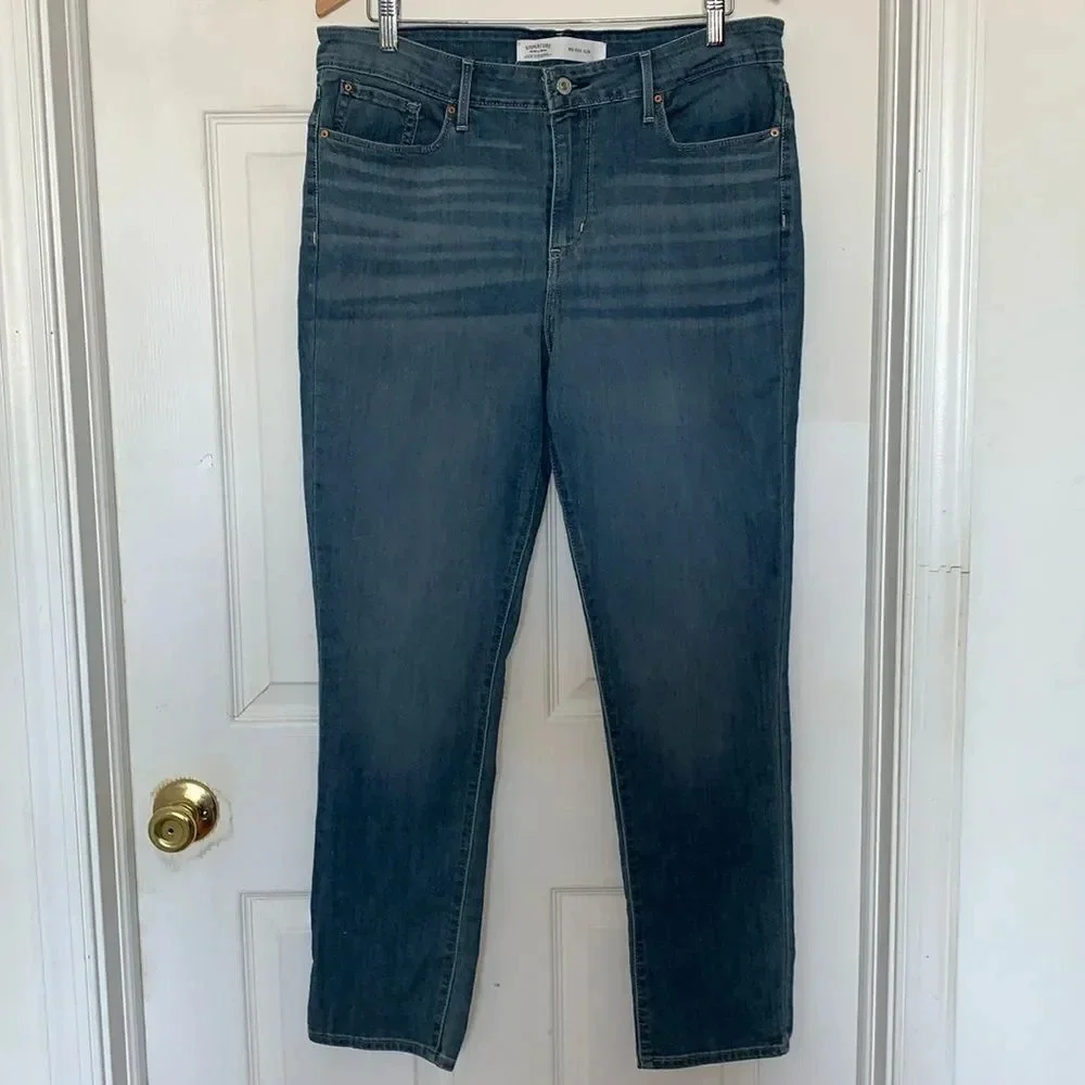 Levi’s Signature Mid Rise Slim Jeans Blue Size 33